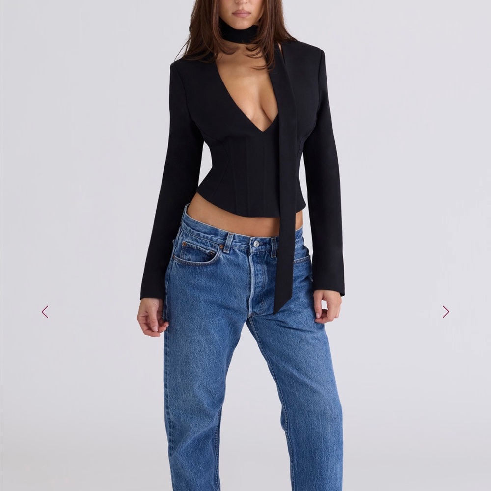 House of CB DANYA Top - Picture 2 of 9